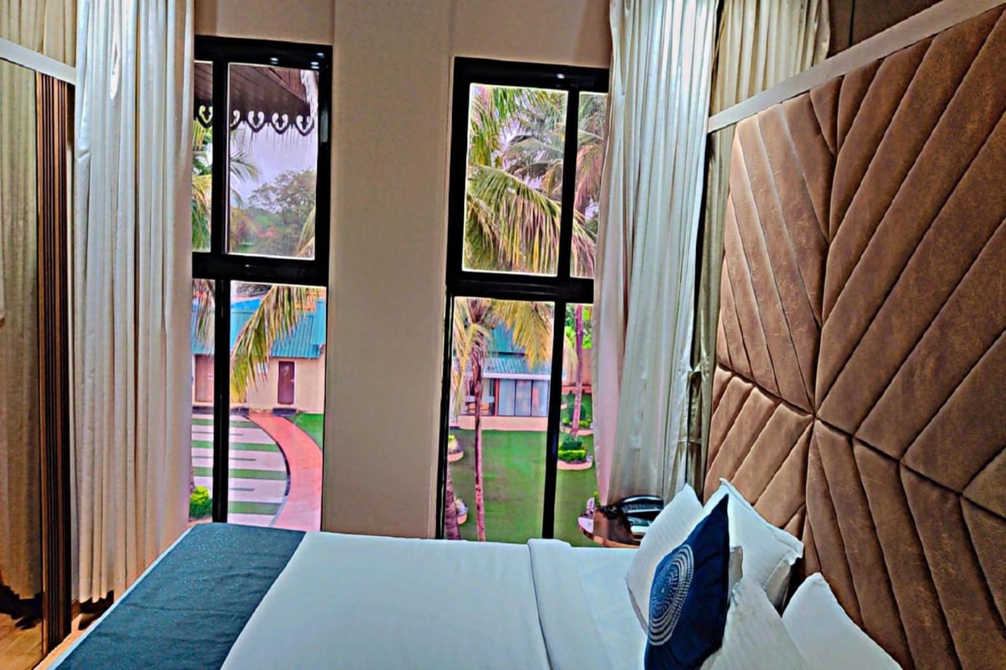 Paramount Riverfront Resort & Spa, Karjat Exterior photo